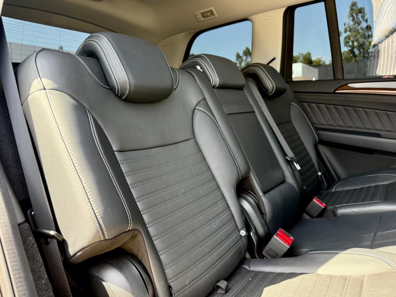 MERCEDES BENZ GLS 350d 4MATIC thumbnail 15