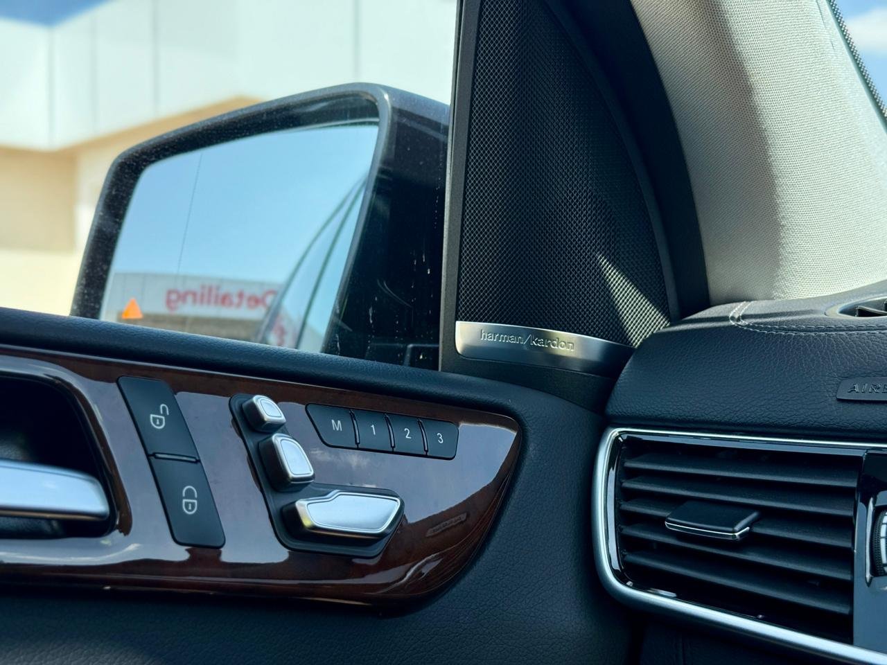 MERCEDES BENZ GLS 350d 4MATIC thumbnail 12