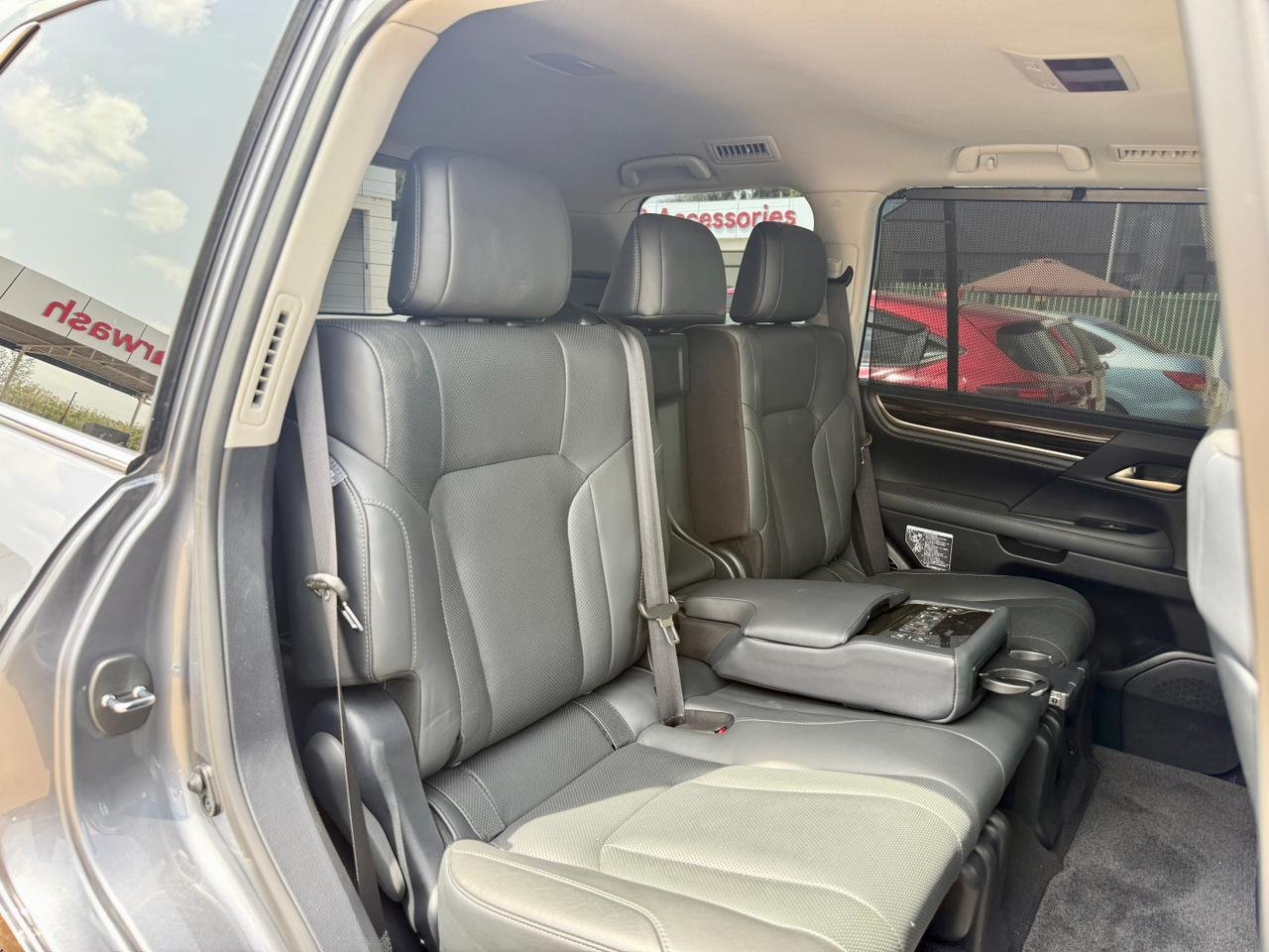 LEXUS LX570 thumbnail 14