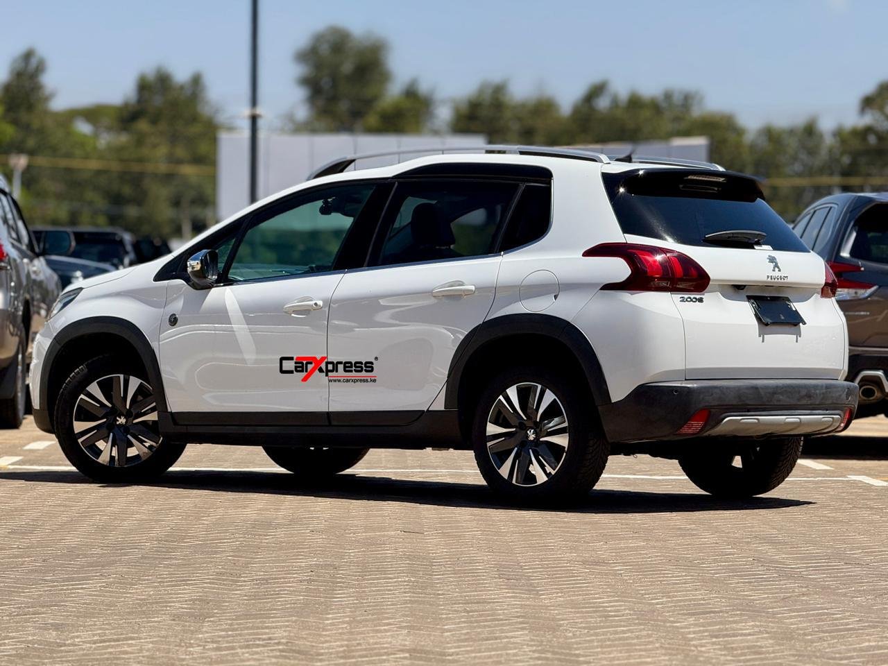 PEUGEOT 2008 CROSSWAY EDITION thumbnail 2