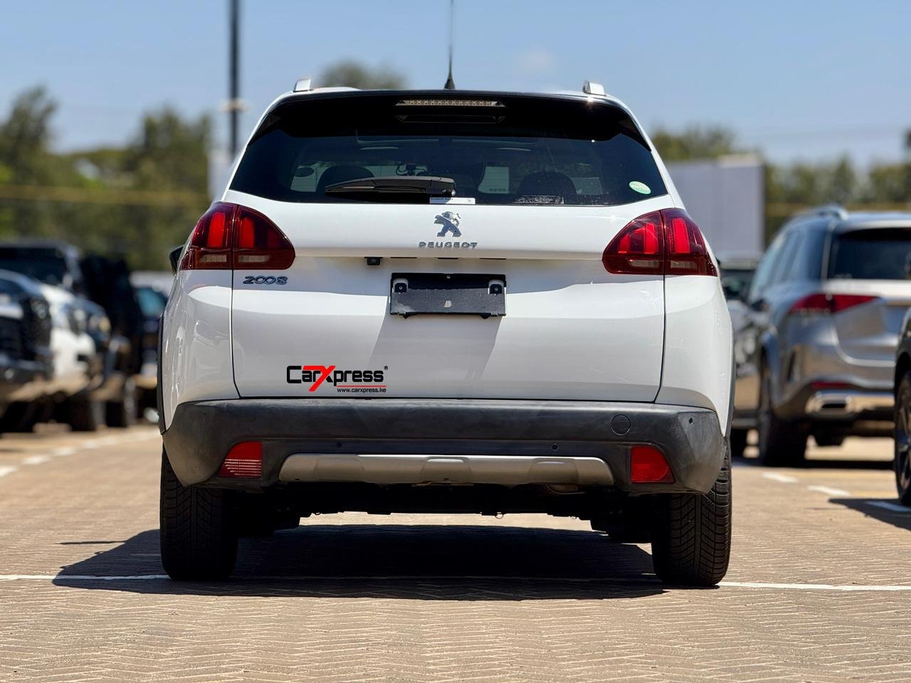 PEUGEOT 2008 CROSSWAY EDITION thumbnail 4