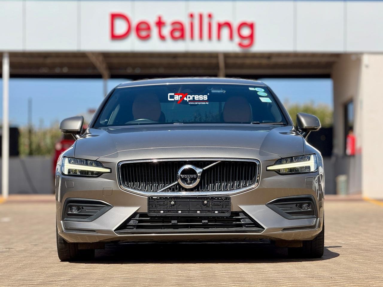 VOLVO S60 T4 thumbnail 3