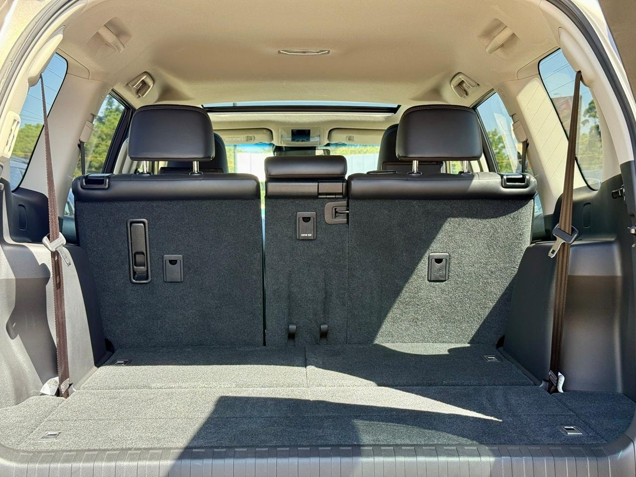 TOYOTA LAND CRUISER PRADO TXL thumbnail 15