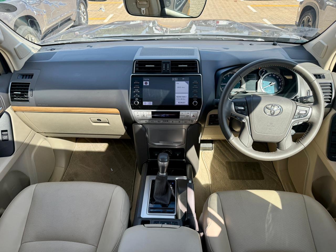 TOYOTA LAND CRUISER PRADO TX thumbnail 9