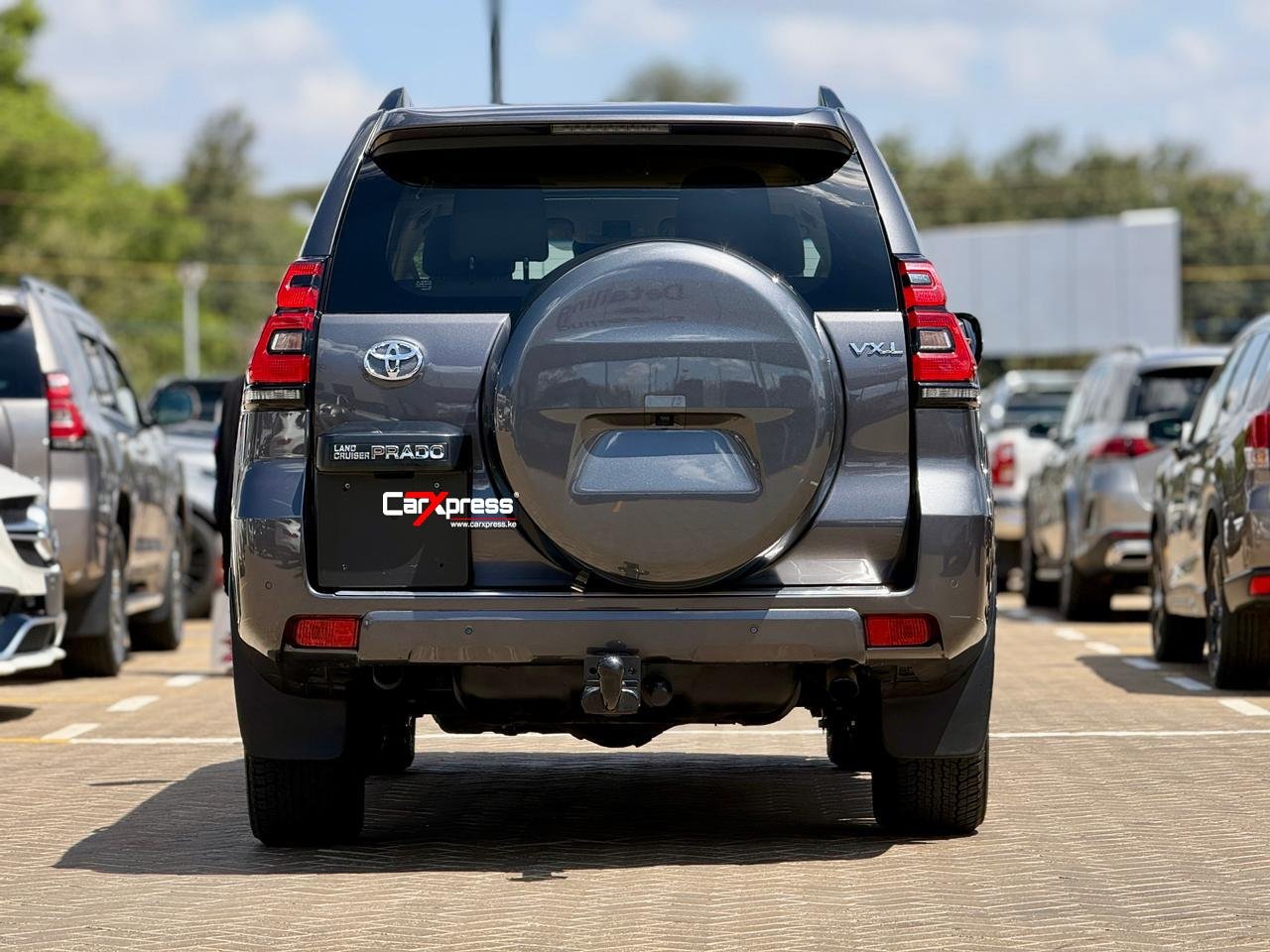 TOYOTA LAND CRUISER PRADO VXL thumbnail 4