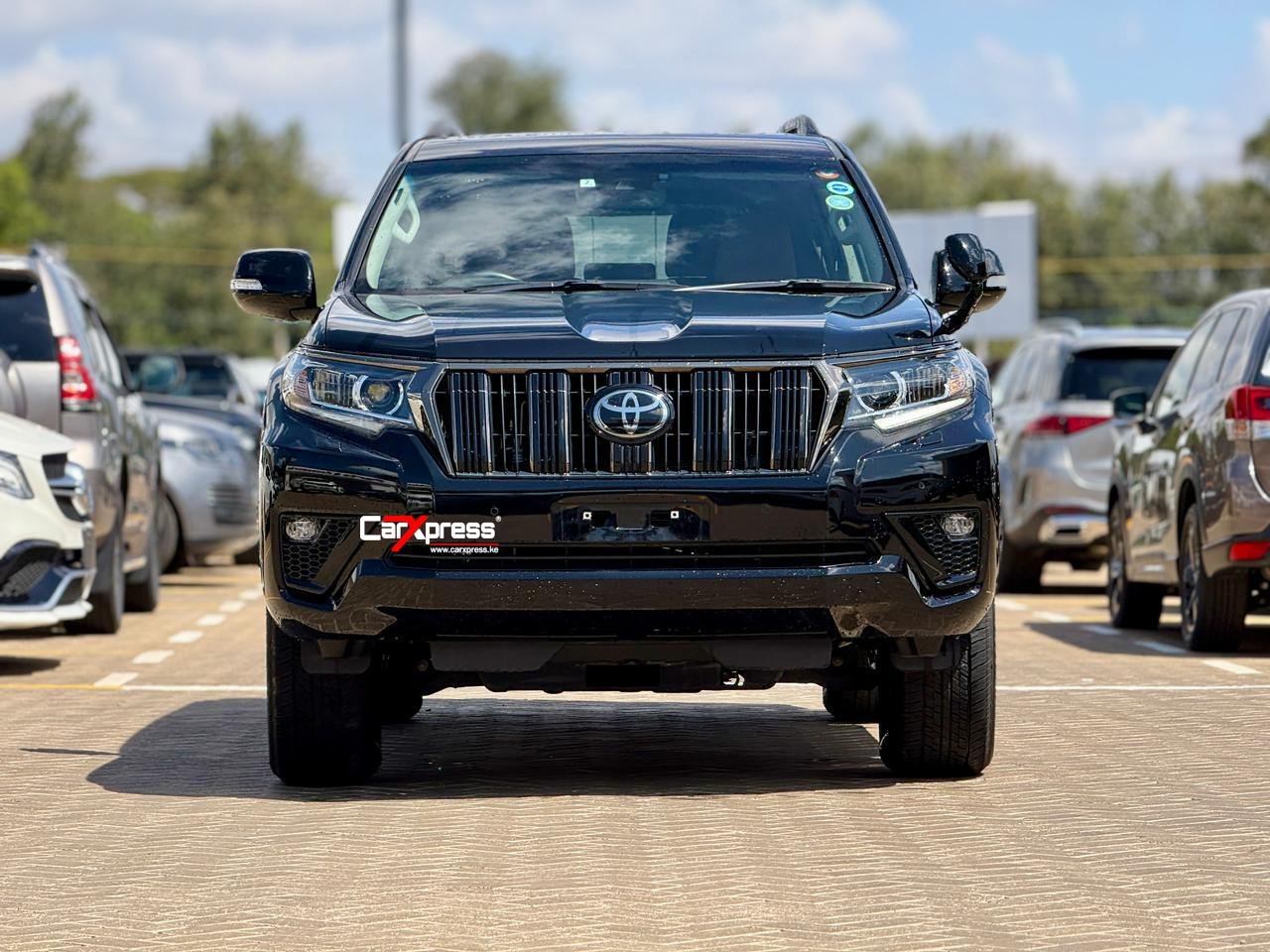TOYOTA LAND CRUISER PRADO TXL MATT BLACK EDITION thumbnail 3