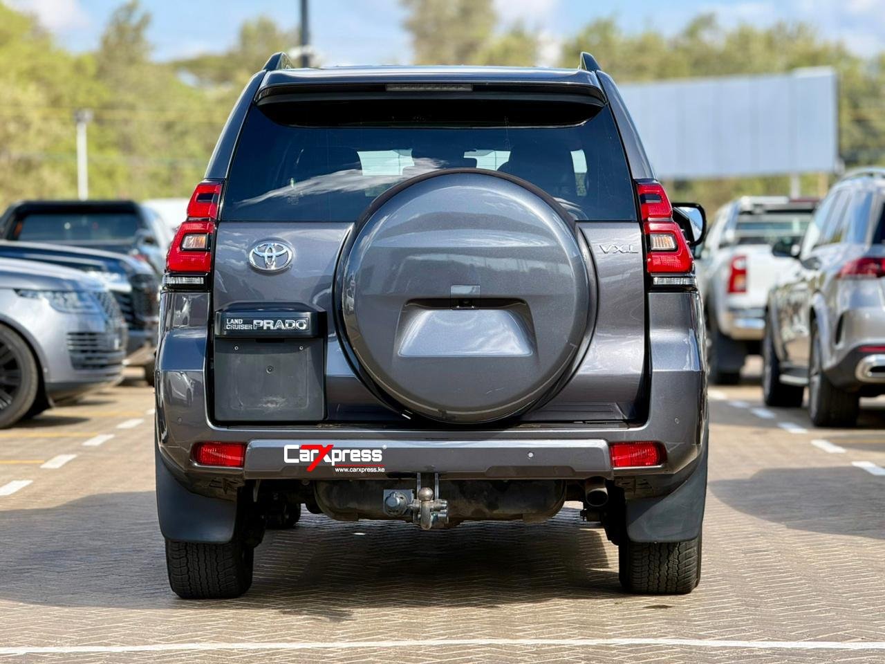 TOYOTA LAND CRUISER PRADO VXL thumbnail 4