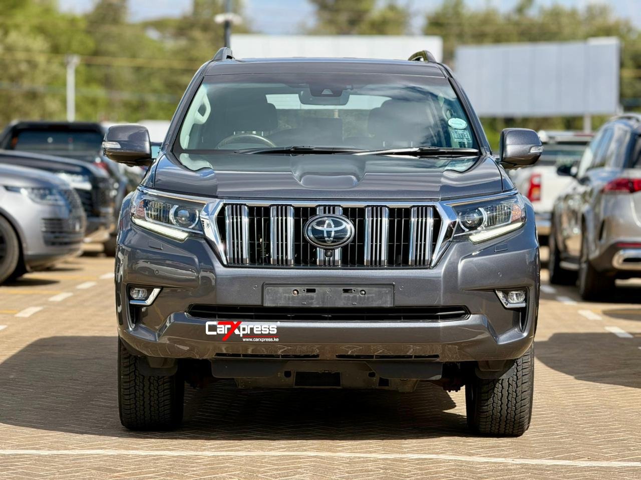 TOYOTA LAND CRUISER PRADO VXL thumbnail 3