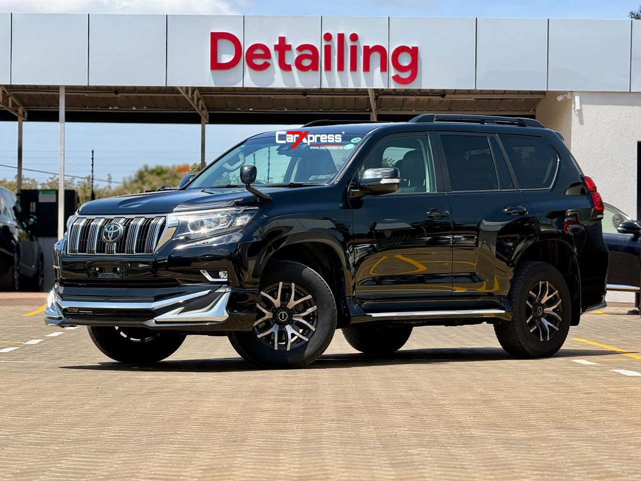TOYOTA LAND CRUISER PRADO TX thumbnail 5