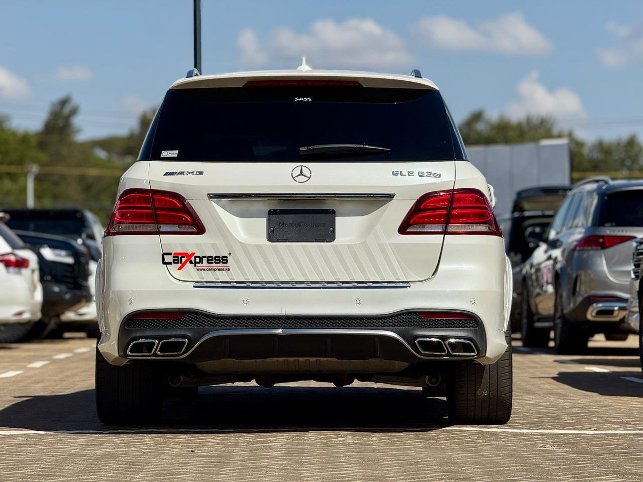 MERCEDES BENZ GLE 63s AMG 4MATIC thumbnail 4