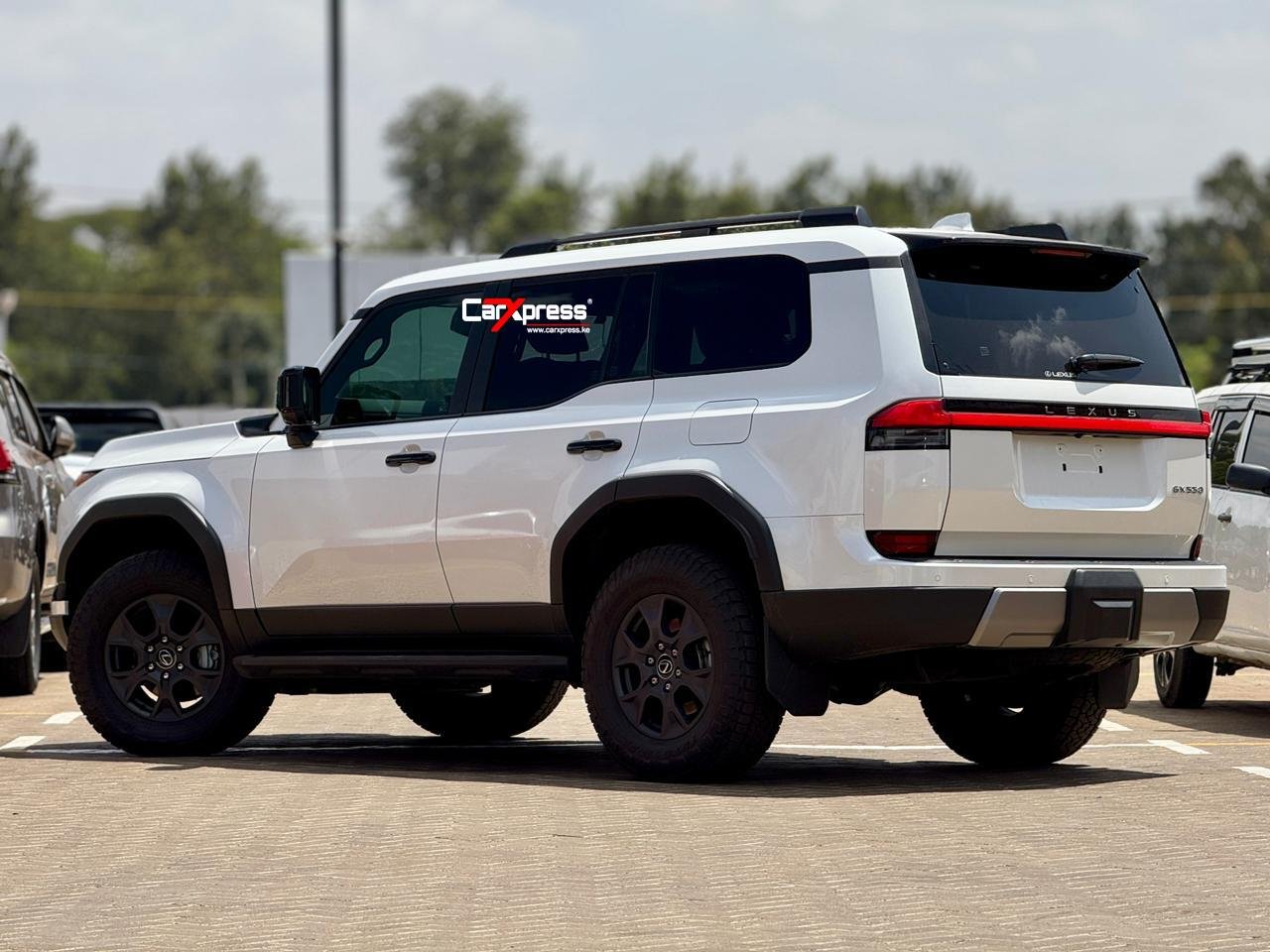 LEXUS GX550 thumbnail 2