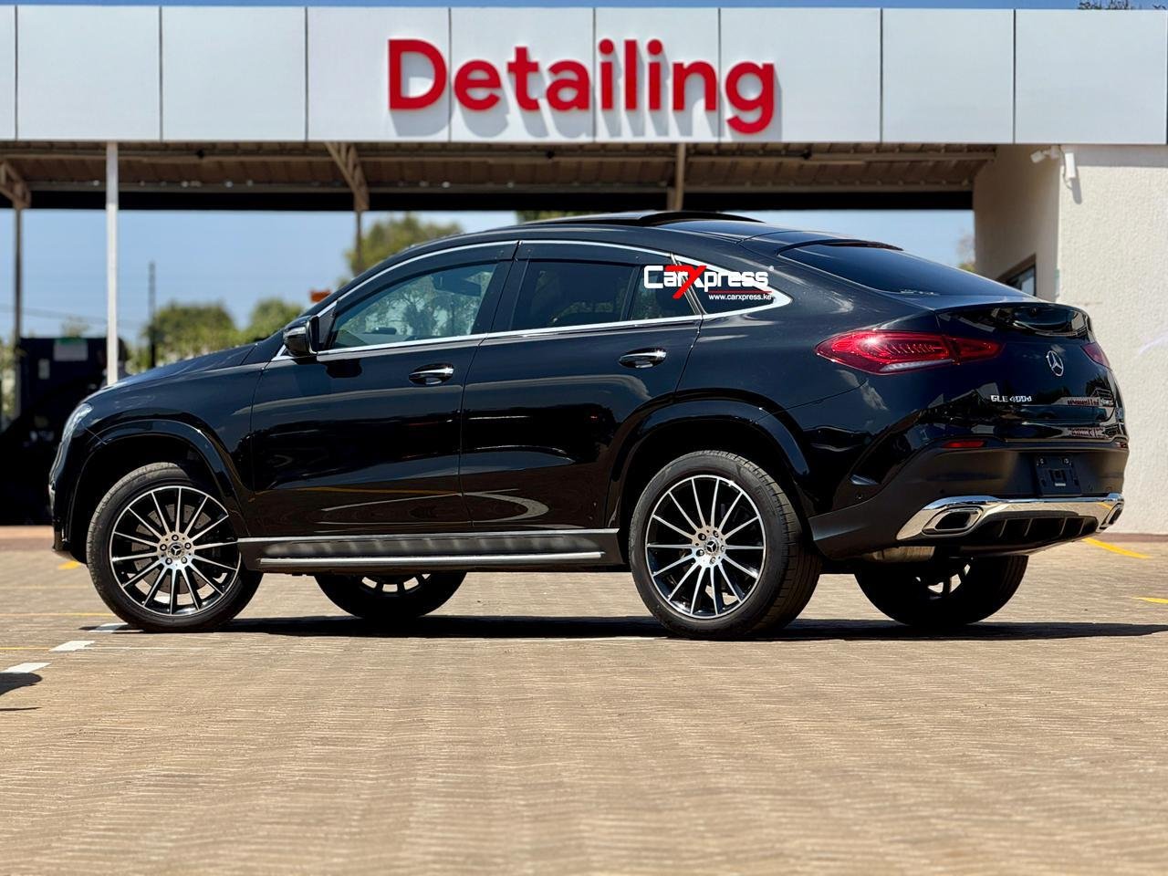 MERCEDES BENZ GLE 400d COUPE SPORTS 4MATIC thumbnail 2