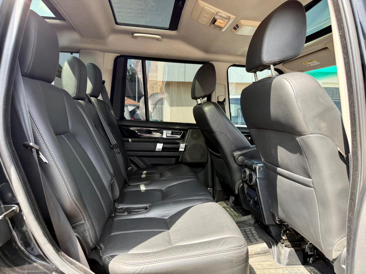 LAND ROVER DISCOVERY 4 HSE LUXURY thumbnail 14