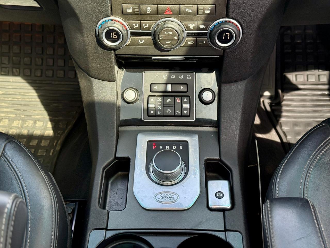 LAND ROVER DISCOVERY 4 HSE LUXURY thumbnail 11