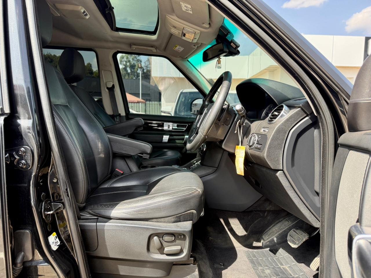 LAND ROVER DISCOVERY 4 HSE LUXURY thumbnail 8