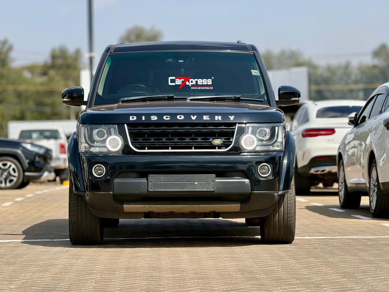 LAND ROVER DISCOVERY 4 HSE LUXURY thumbnail 3