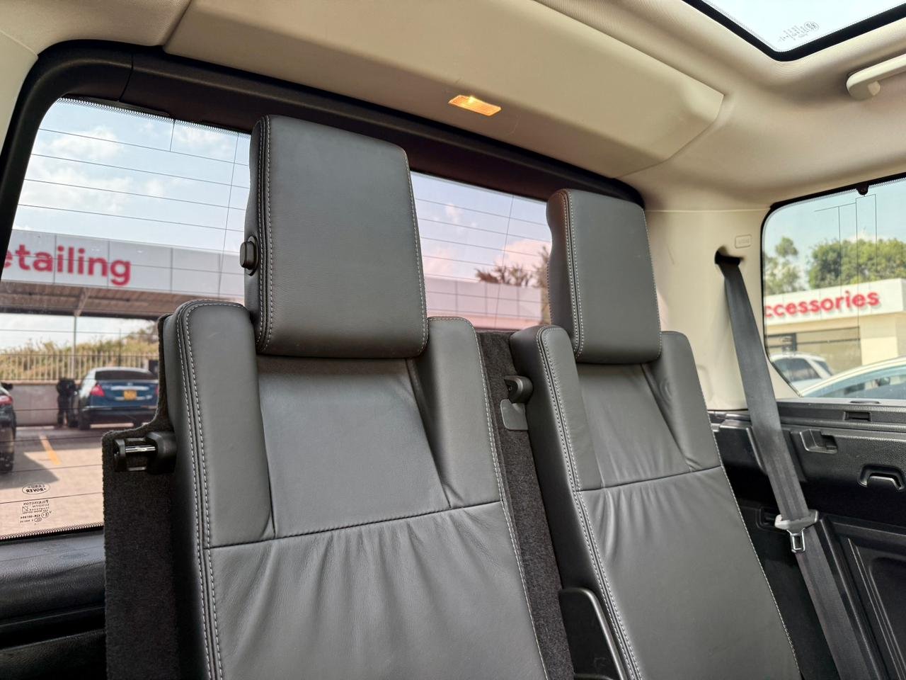 LAND ROVER DISCOVERY 4 HSE LUXURY thumbnail 16