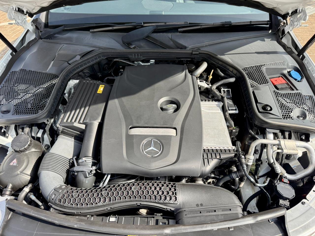 MERCEDES BENZ C200 W205 thumbnail 16