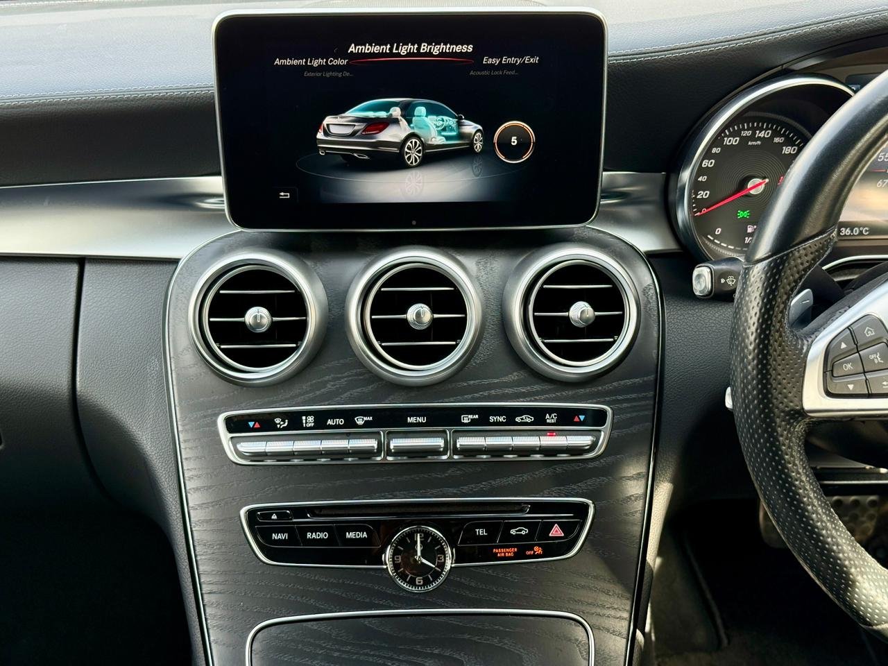 MERCEDES BENZ C200 W205 thumbnail 10