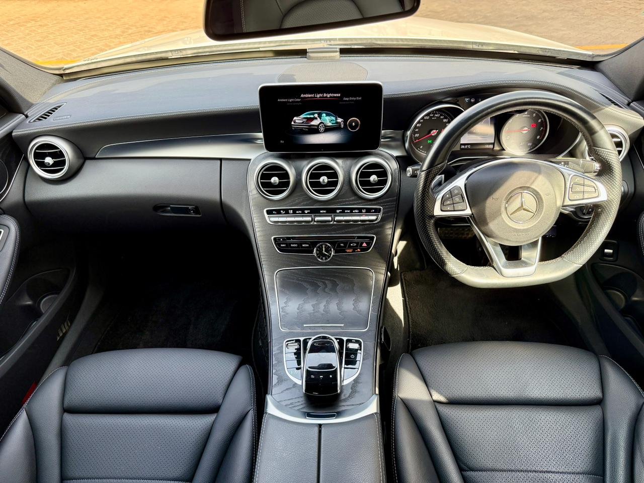MERCEDES BENZ C200 W205 thumbnail 9