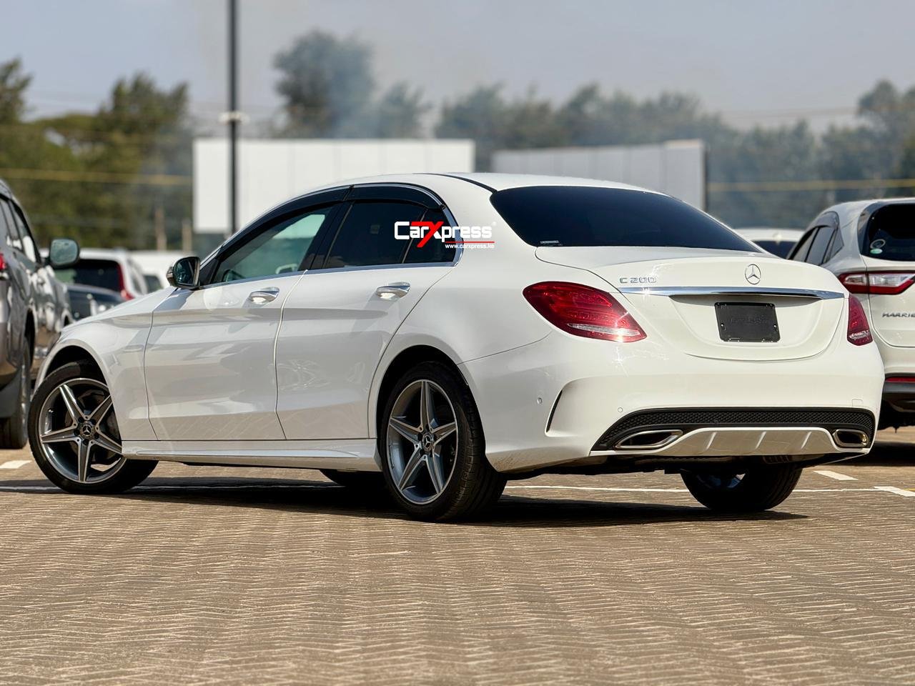 MERCEDES BENZ C200 W205 thumbnail 2