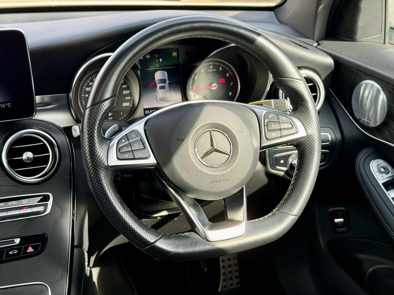 MERCEDES BENZ GLC 250 4MATIC thumbnail 12