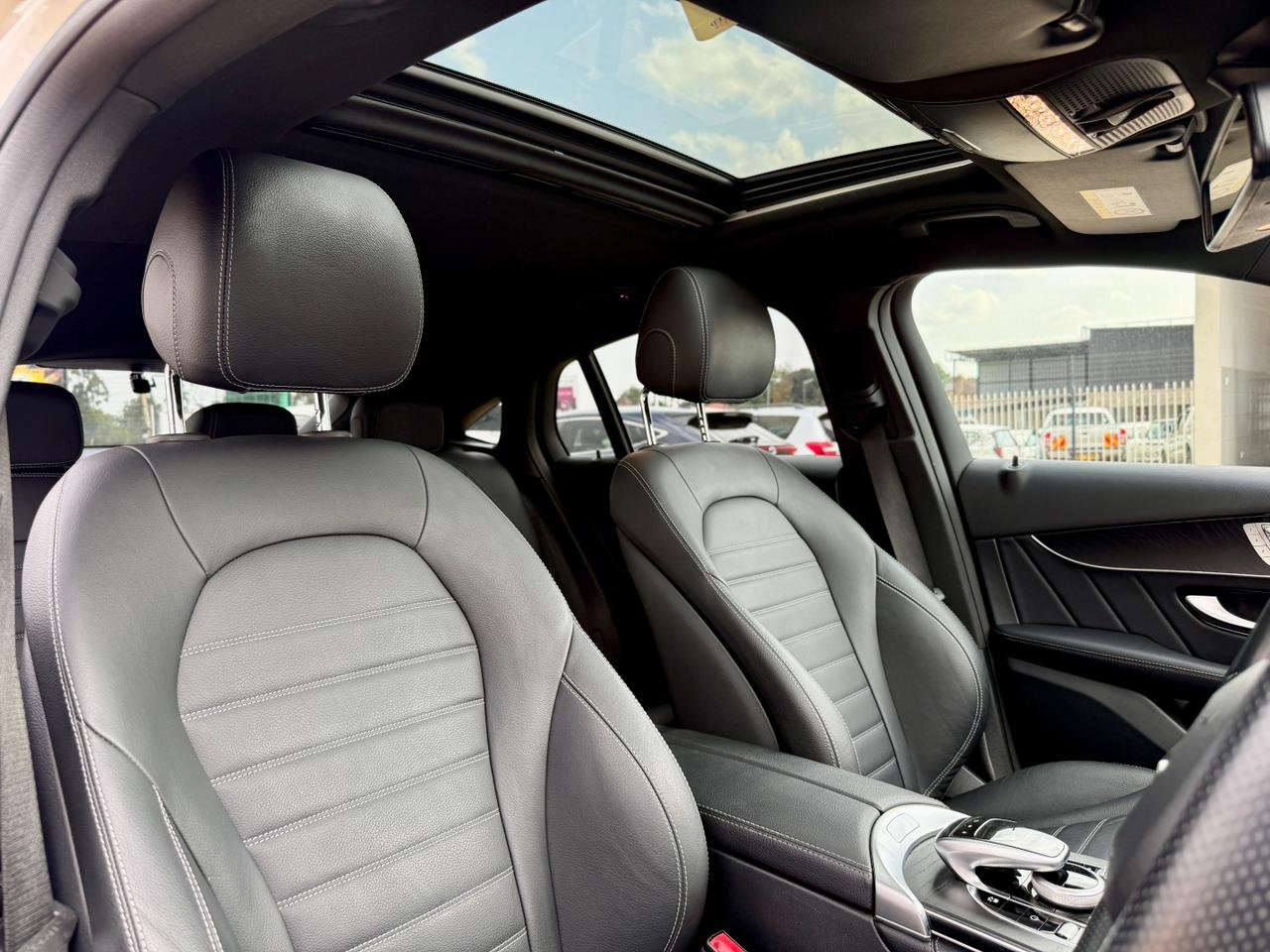 MERCEDES BENZ GLC 250 4MATIC thumbnail 8
