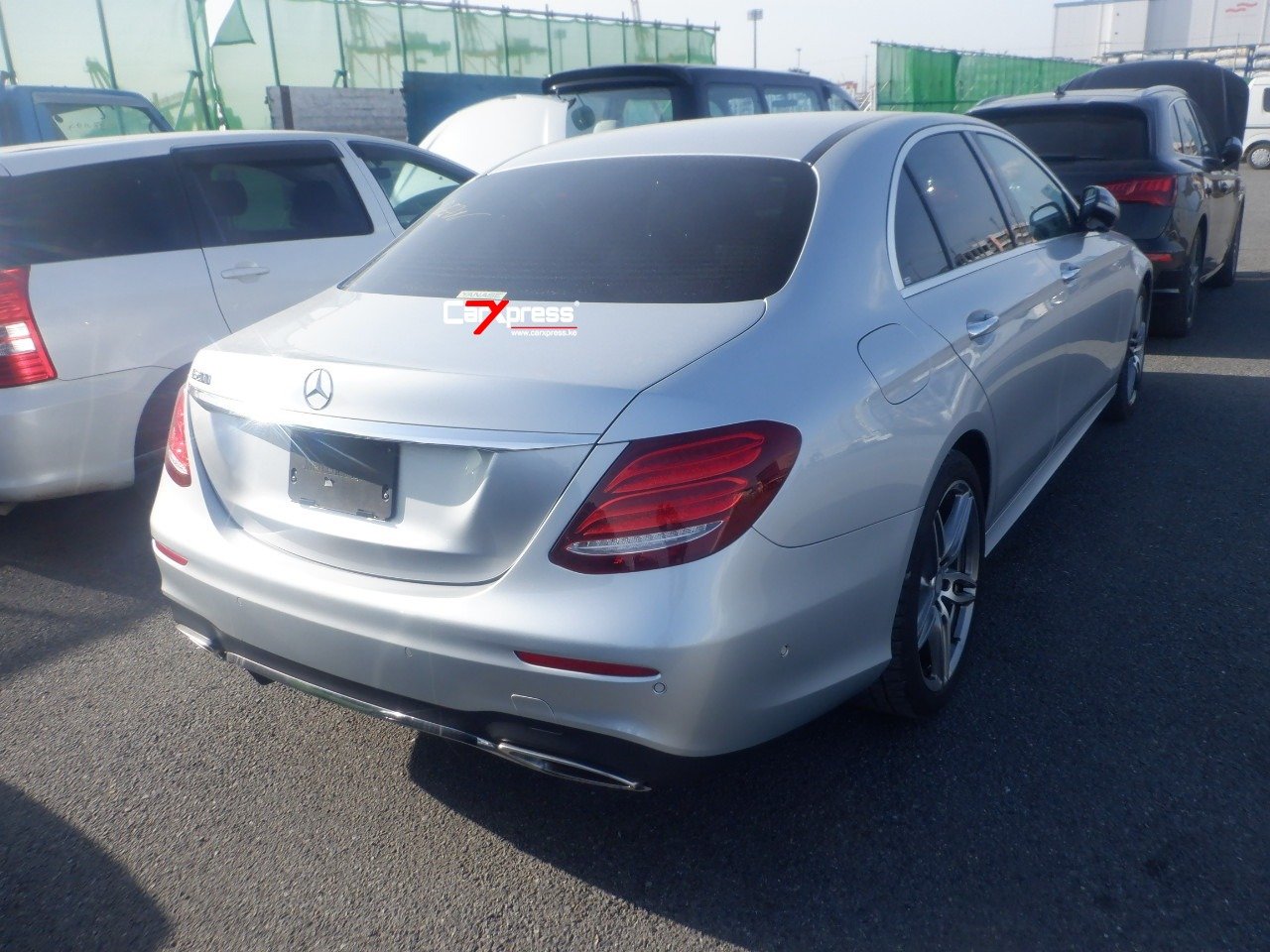 MERCEDES BENZ E200 W213 thumbnail 2