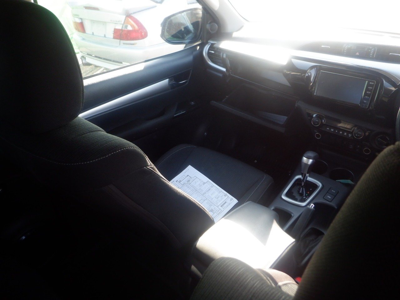 TOYOTA HILUX DOUBLE CAB thumbnail 7