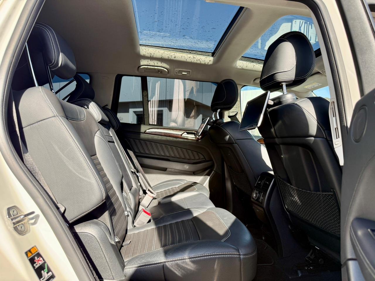 MERCEDES BENZ GLS 350d 4MATIC thumbnail 17