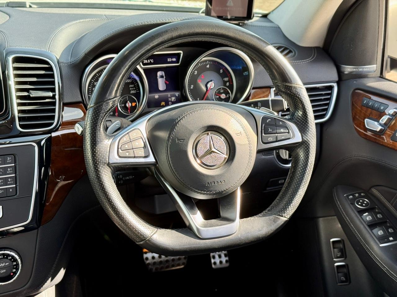 MERCEDES BENZ GLS 350d 4MATIC thumbnail 12
