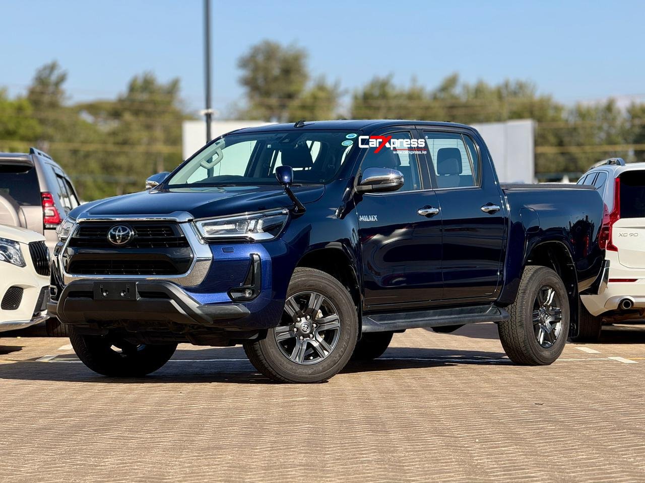 TOYOTA HILUX DOUBLE CAB thumbnail 5