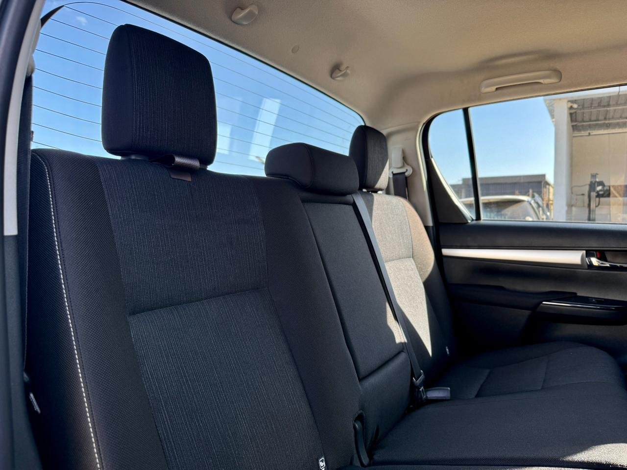 TOYOTA HILUX DOUBLE CAB thumbnail 15