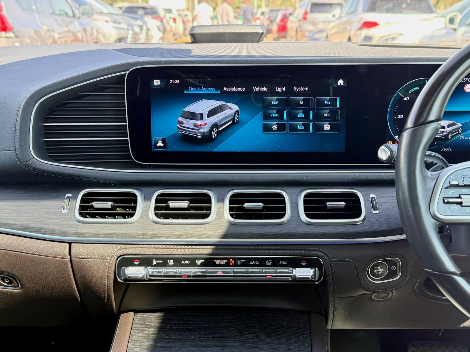 MERCEDES BENZ GLS400d thumbnail 11