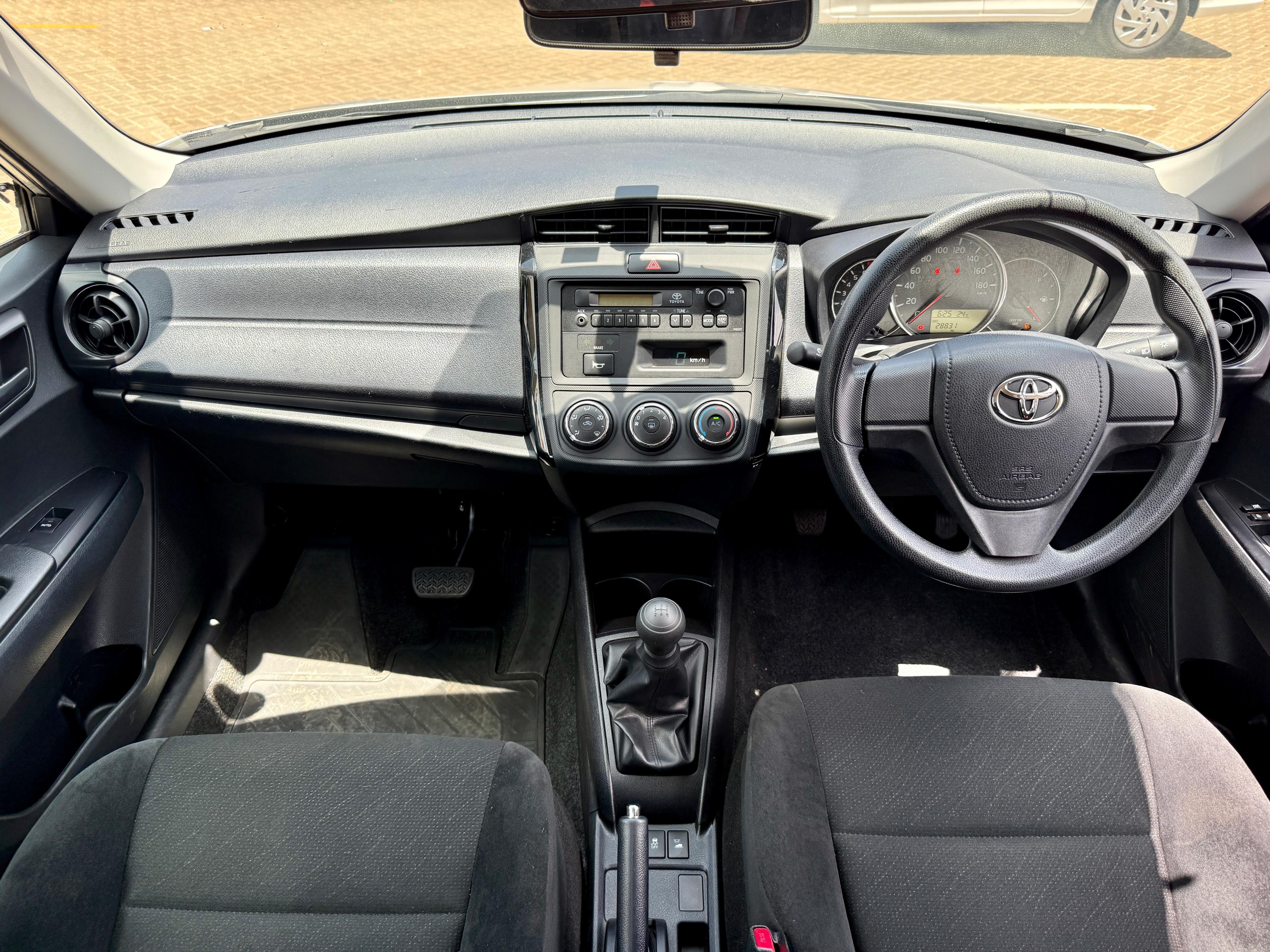 TOYOTA AXIO thumbnail 9