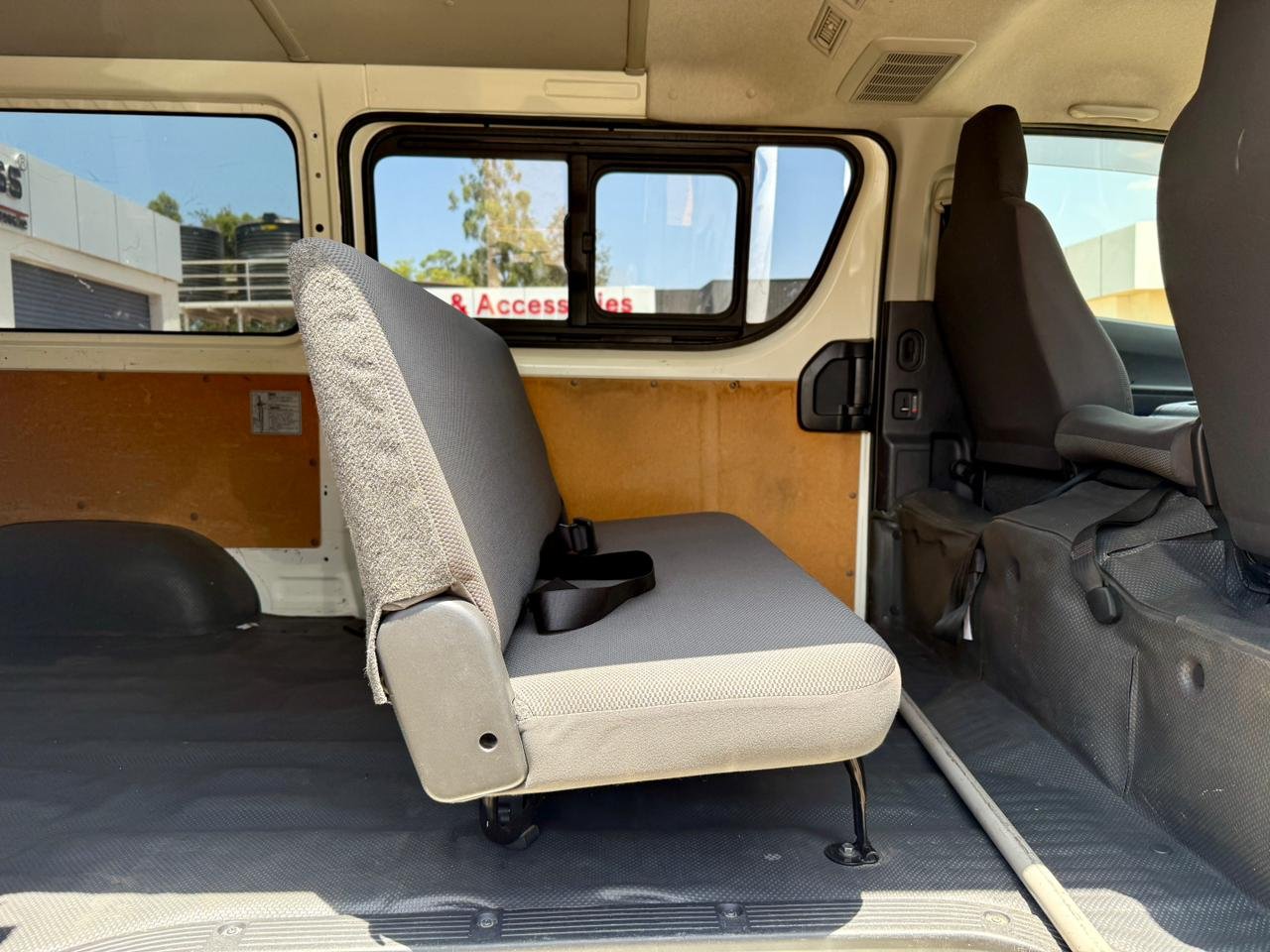 TOYOTA HIACE GDH201 thumbnail 13