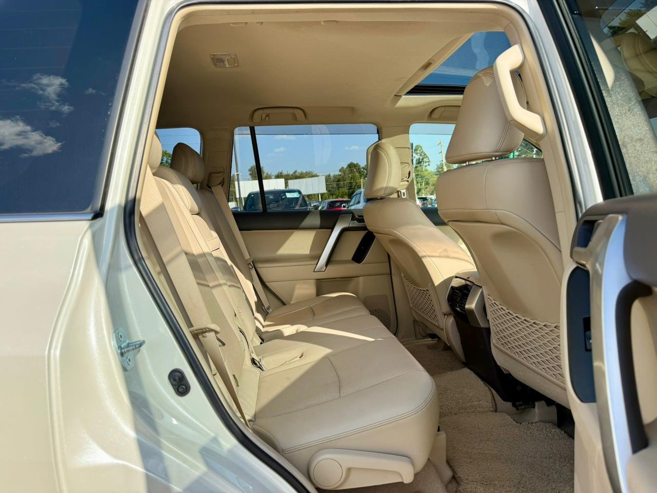 TOYOTA LAND CRUISER PRADO TXL thumbnail 13