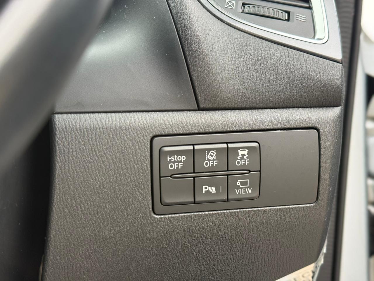 MAZDA AXELA thumbnail 13
