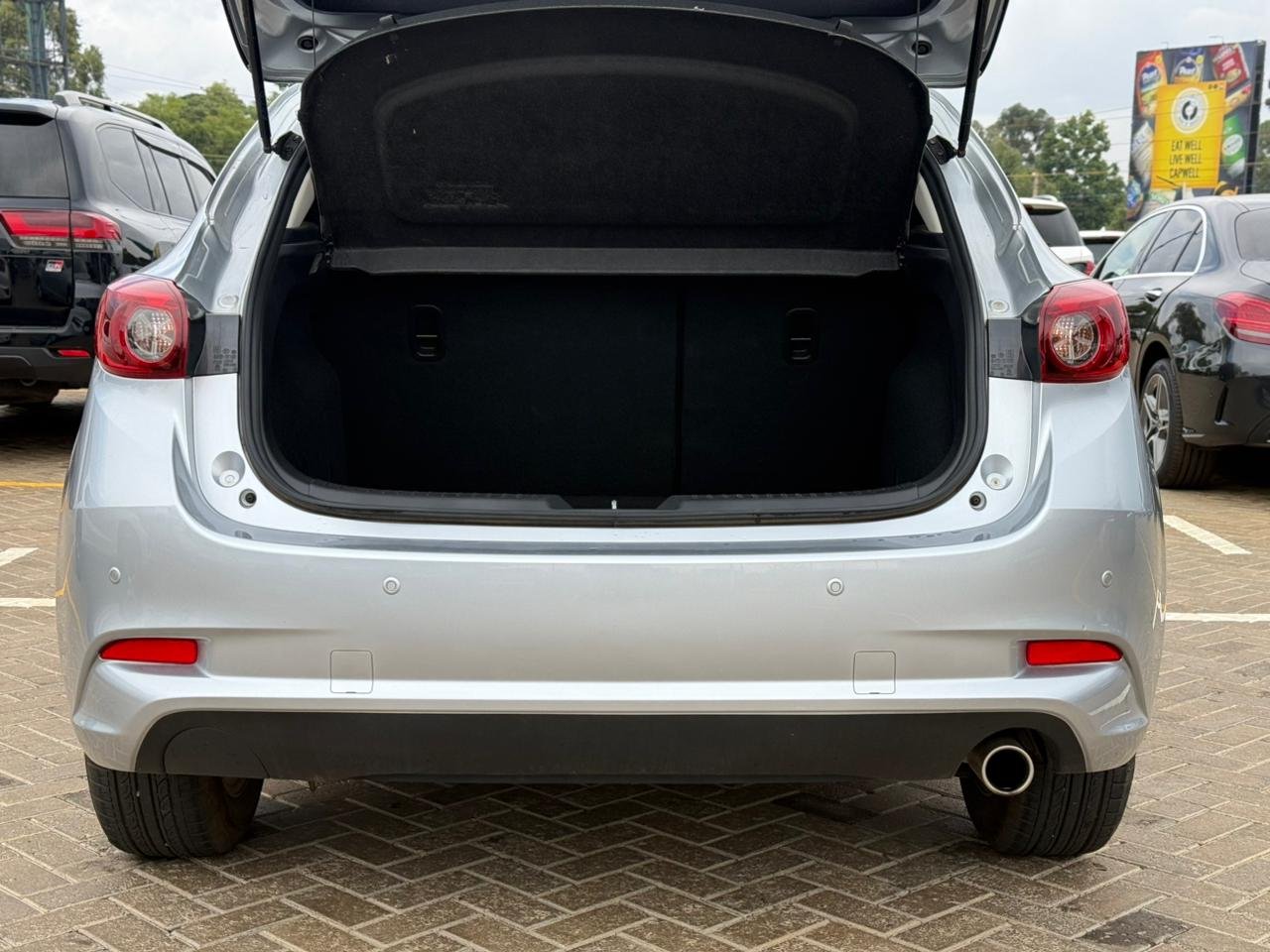 MAZDA AXELA thumbnail 15