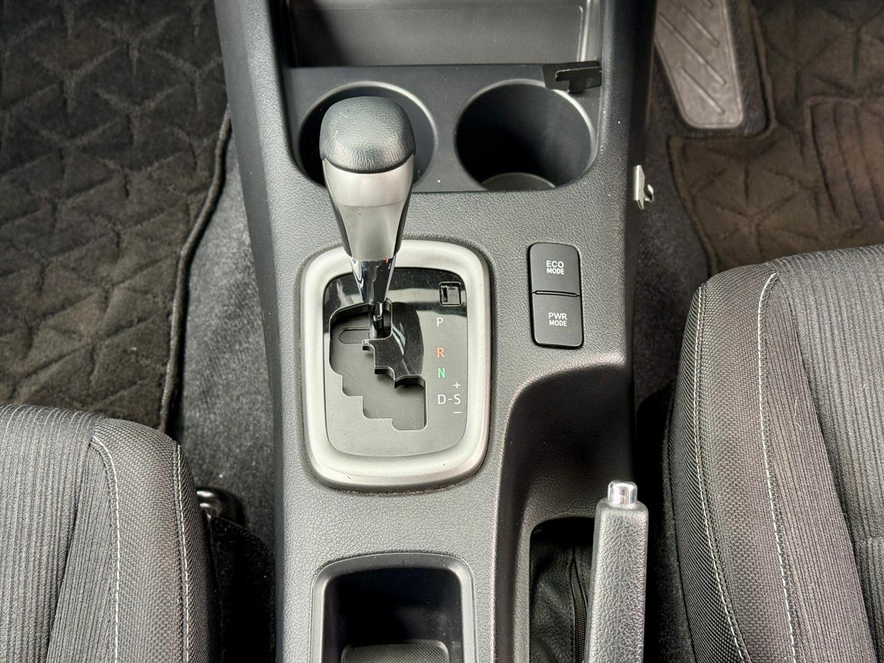 TOYOTA HILUX DOUBLE CAB thumbnail 11