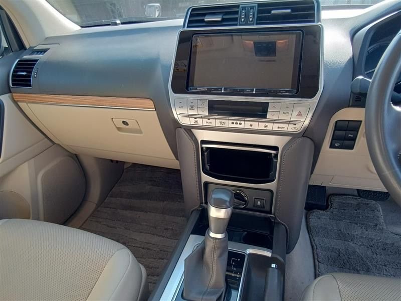 TOYOTA LAND CRUISER PRADO TX thumbnail 6