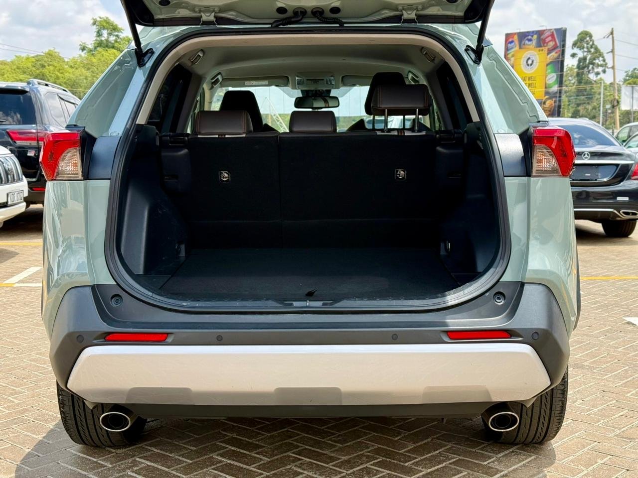 TOYOTA RAV4 ADVENTURE EDITION thumbnail 17