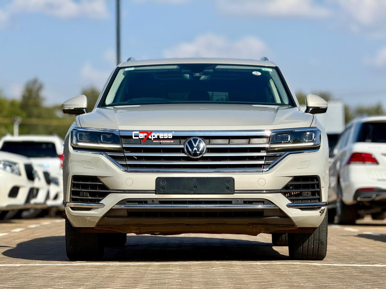 VOLKSWAGEN TOUAREG TFSI thumbnail 3