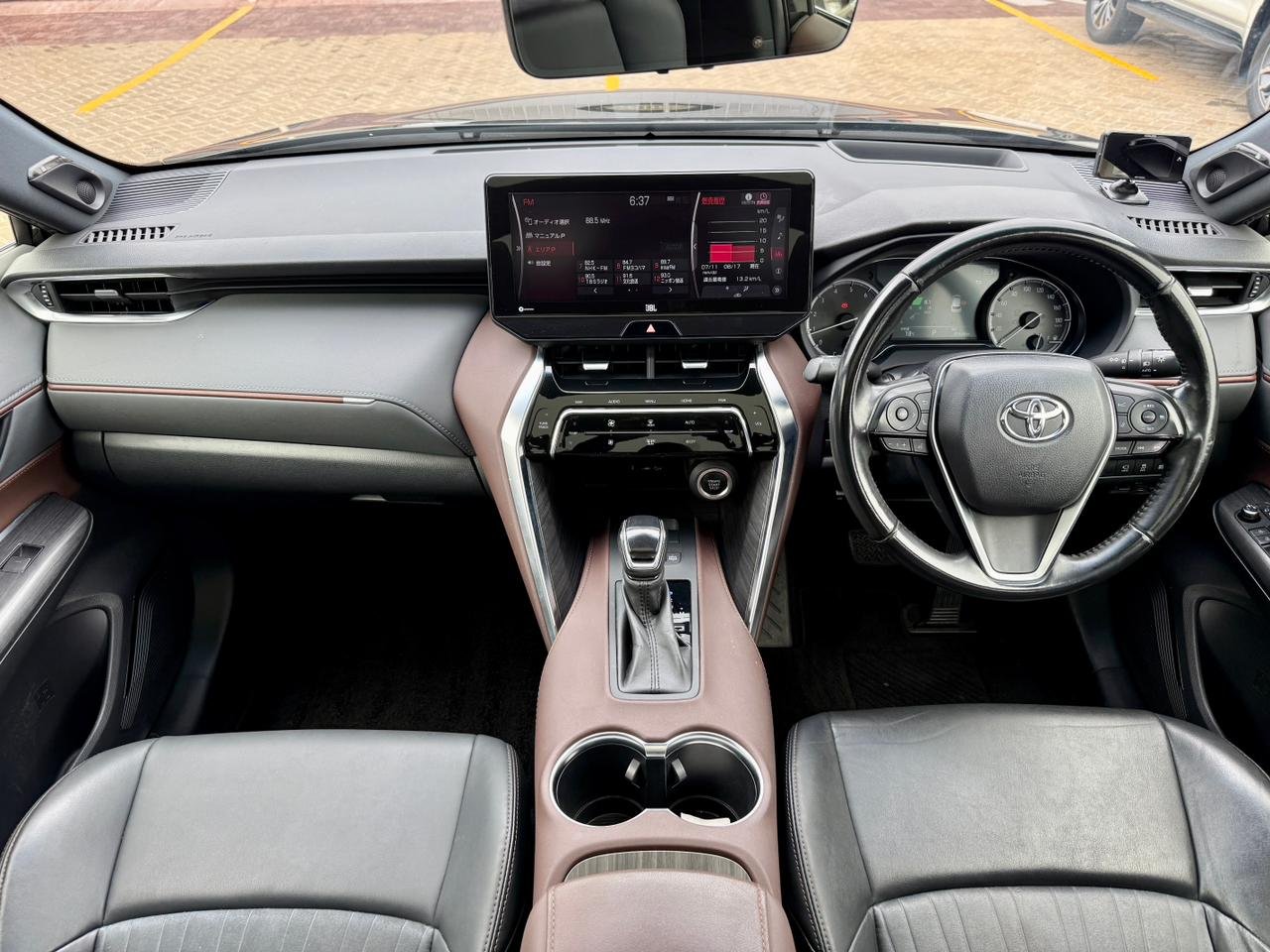 TOYOTA HARRIER thumbnail 9