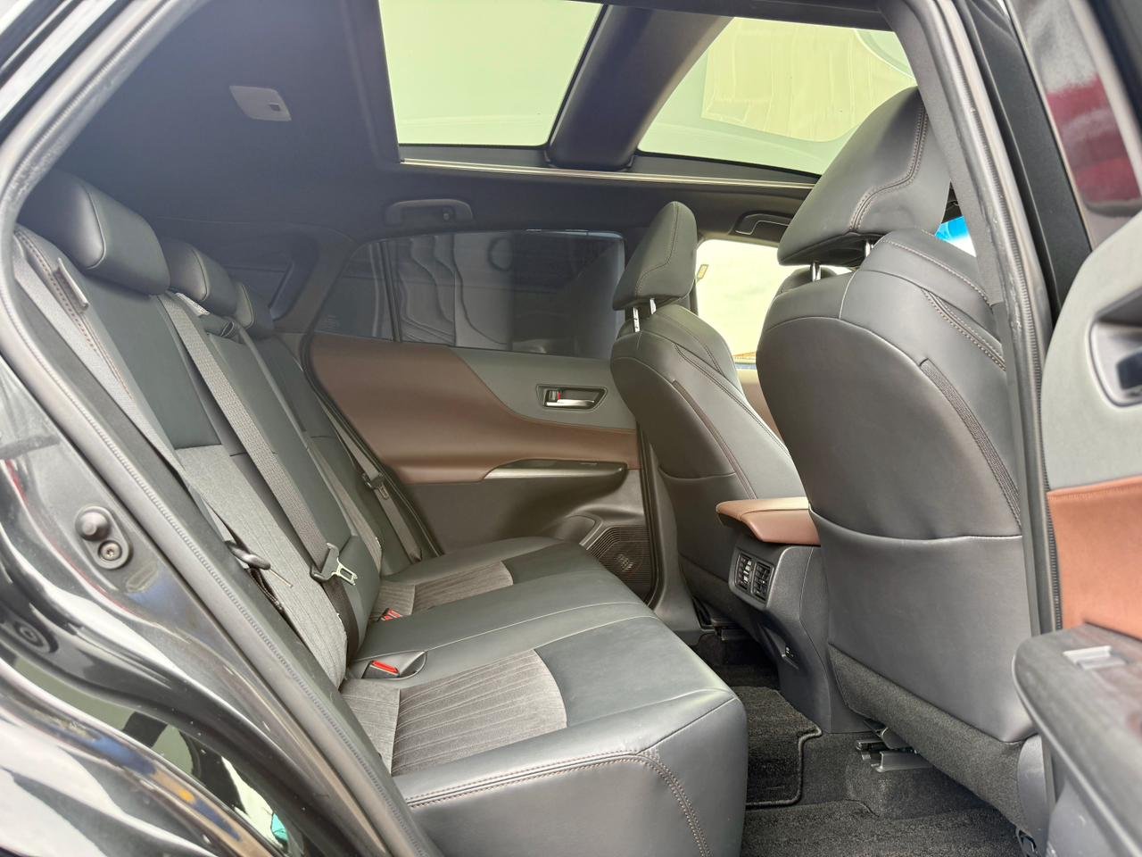 TOYOTA HARRIER thumbnail 17