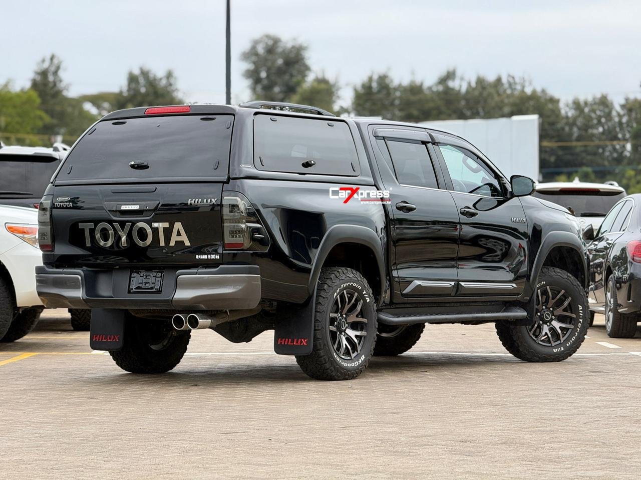 TOYOTA HILUX DOUBLE CAB thumbnail 6