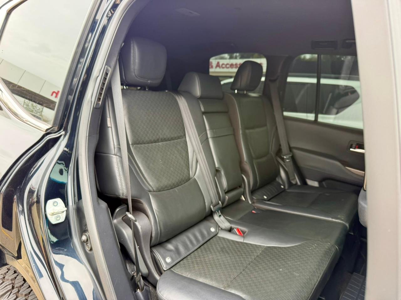 TOYOTA LAND CRUISER 300 SERIES ZX thumbnail 18