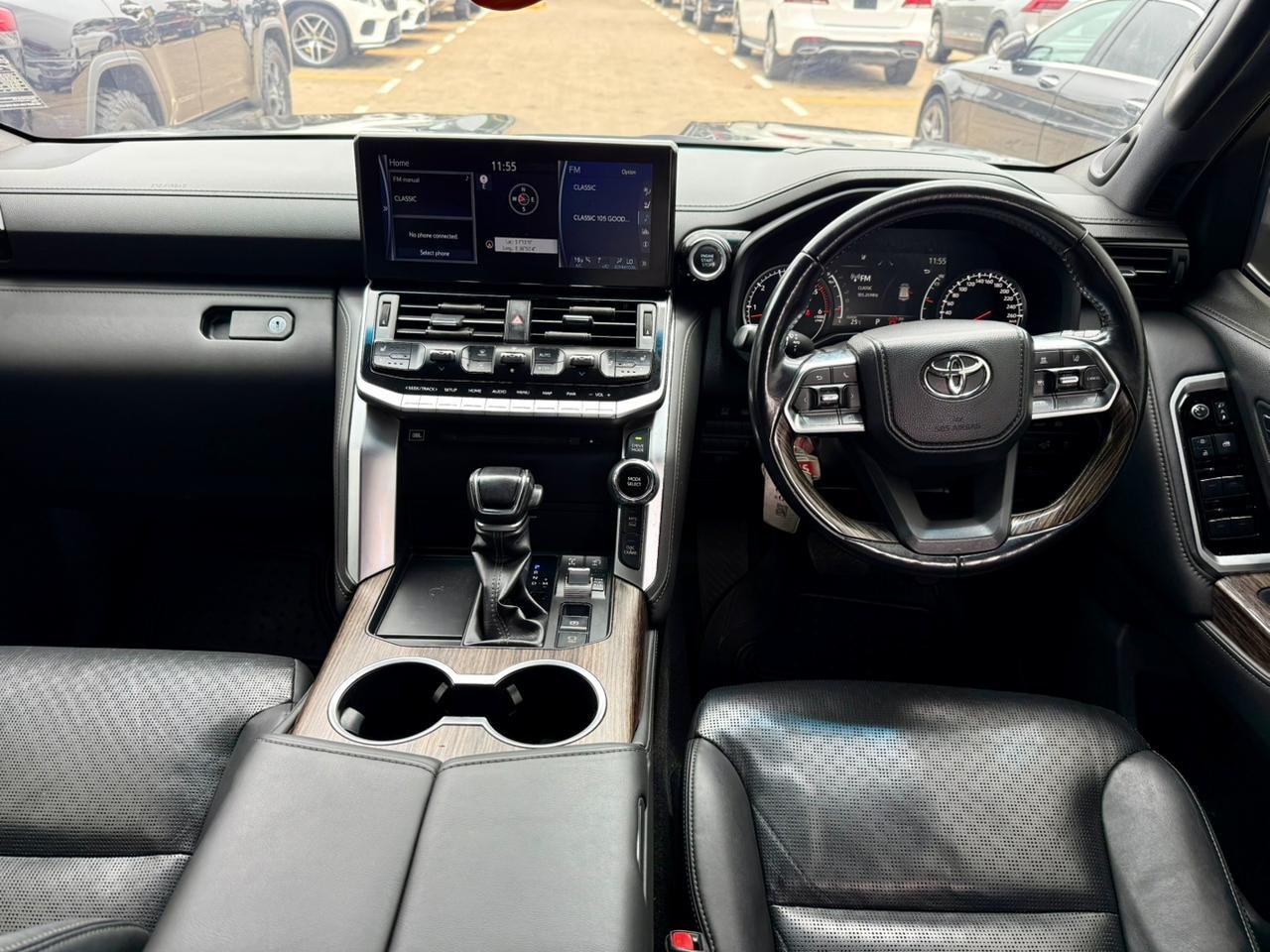 TOYOTA LAND CRUISER 300 SERIES ZX thumbnail 9