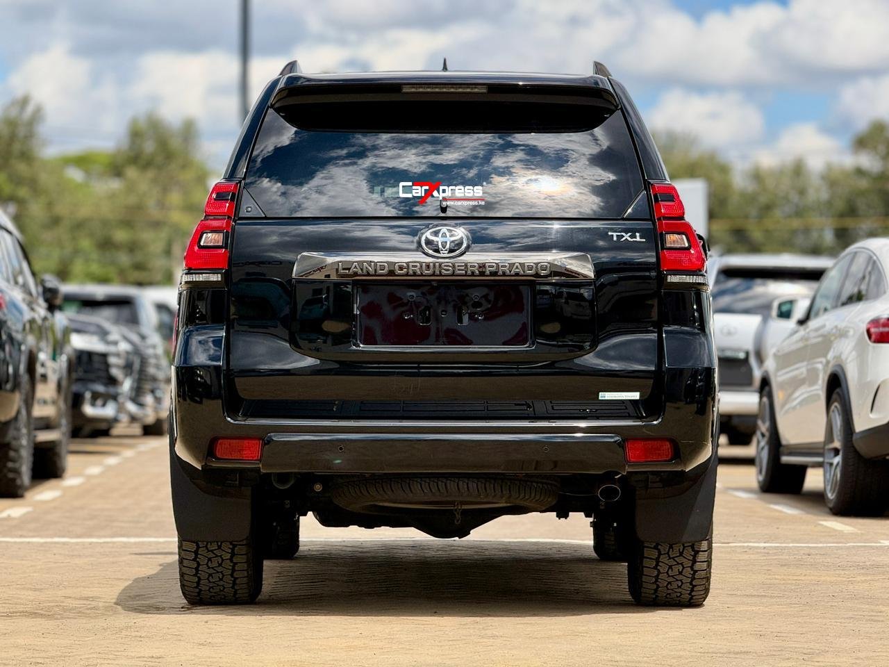 TOYOTA LAND CRUISER PRADO TXL thumbnail 4