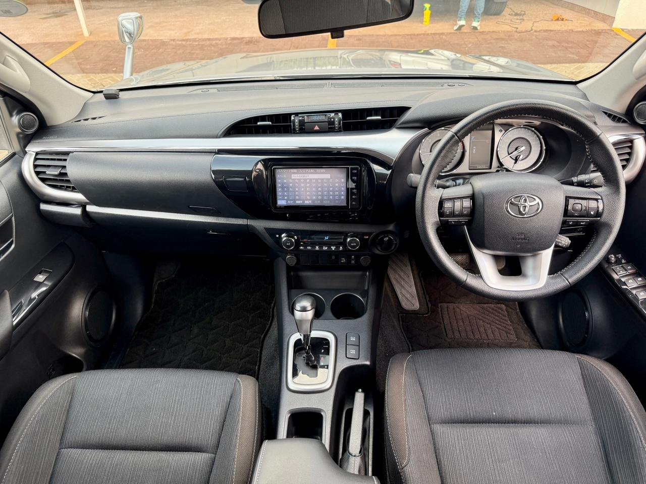 TOYOTA HILUX DOUBLE CAB thumbnail 10
